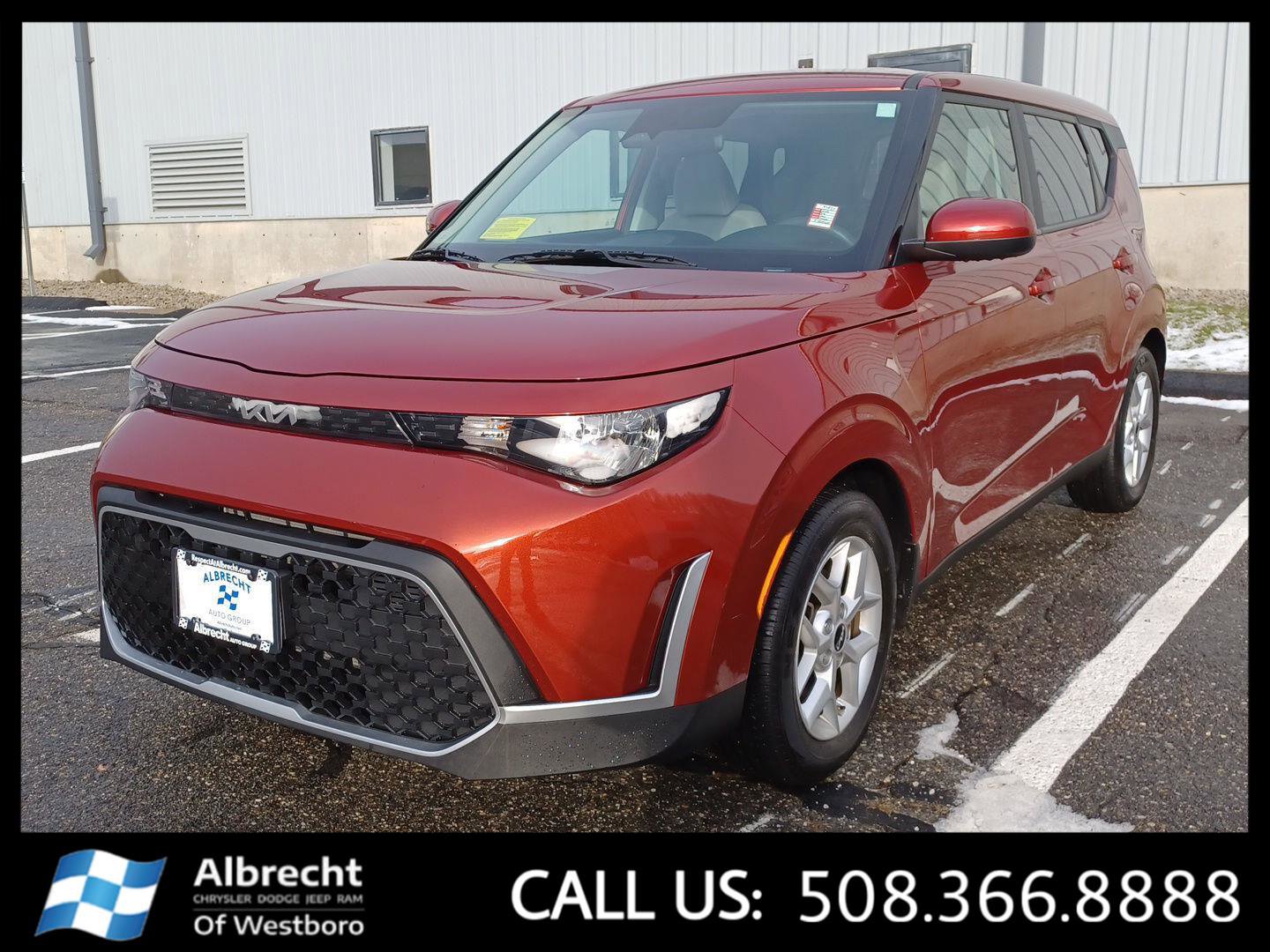 Used 2023 Kia Soul LX w/ LX Technology Package image 1