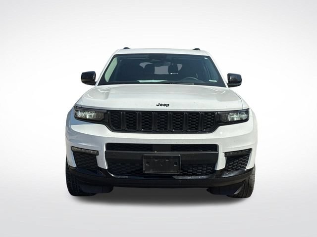 Used 2023 Jeep Grand Cherokee L Limited w/ Black Appearance Package AWD/4WD image 10