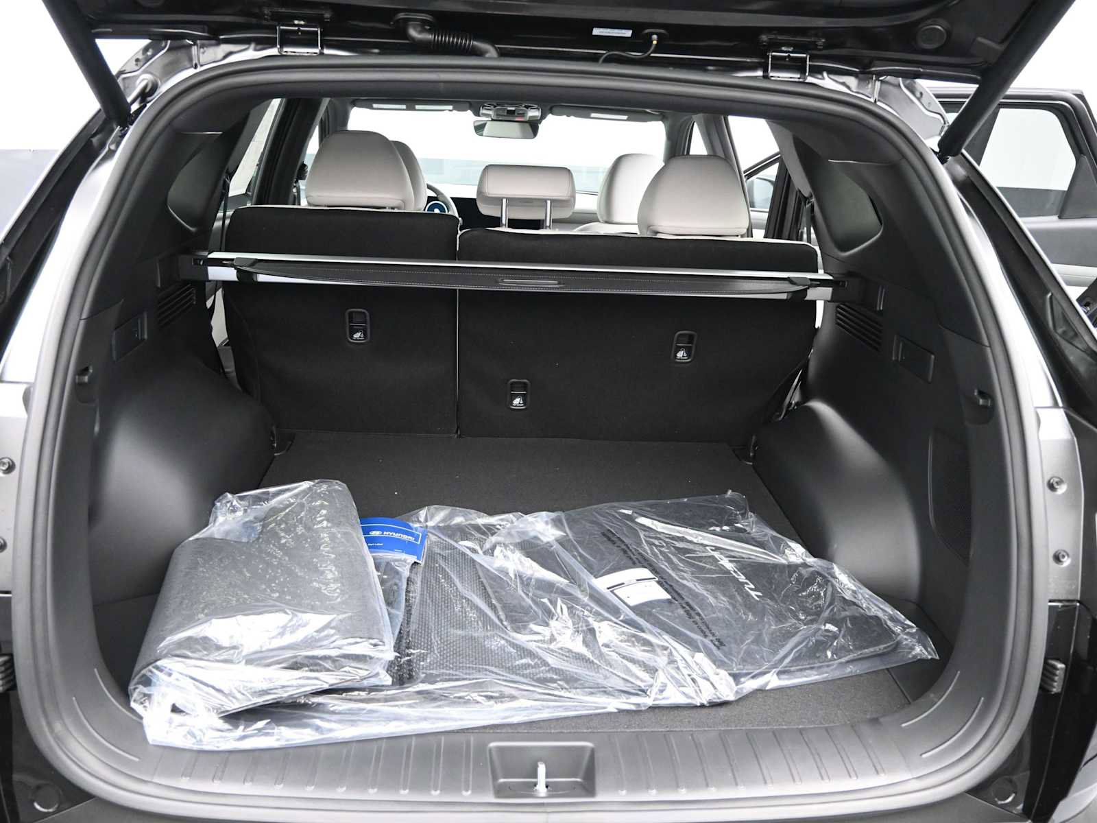 New 2026 Hyundai Tucson Limited image 13