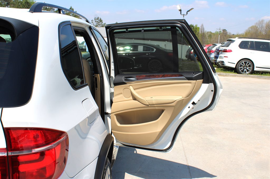 Used 2013 BMW X5 xDrive35d image 34