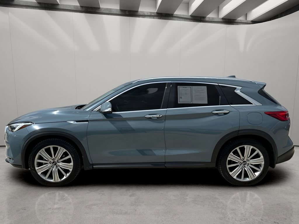Used 2022 INFINITI QX50 Sensory image 2
