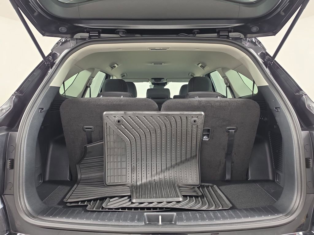 Certified 2026 Kia Sorento LX FWD image 32