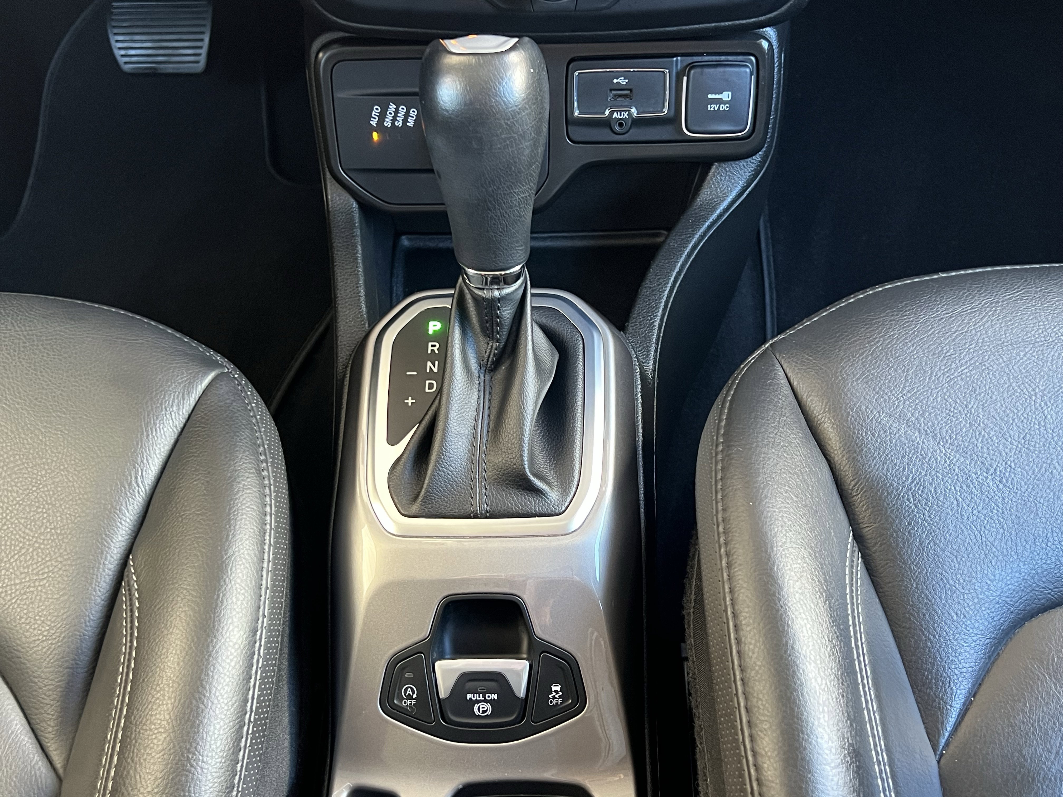 Used 2021 Jeep Renegade Limited AWD/4WD image 27