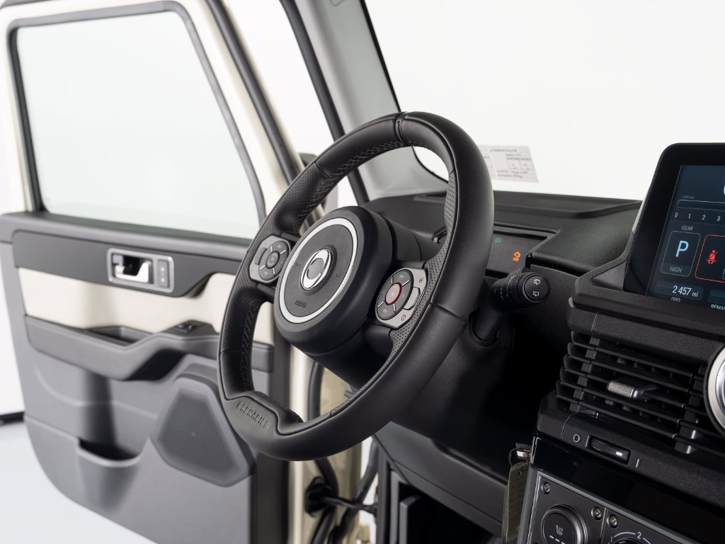 Used 2025 INEOS Grenadier Station Wagon AWD/4WD image 30