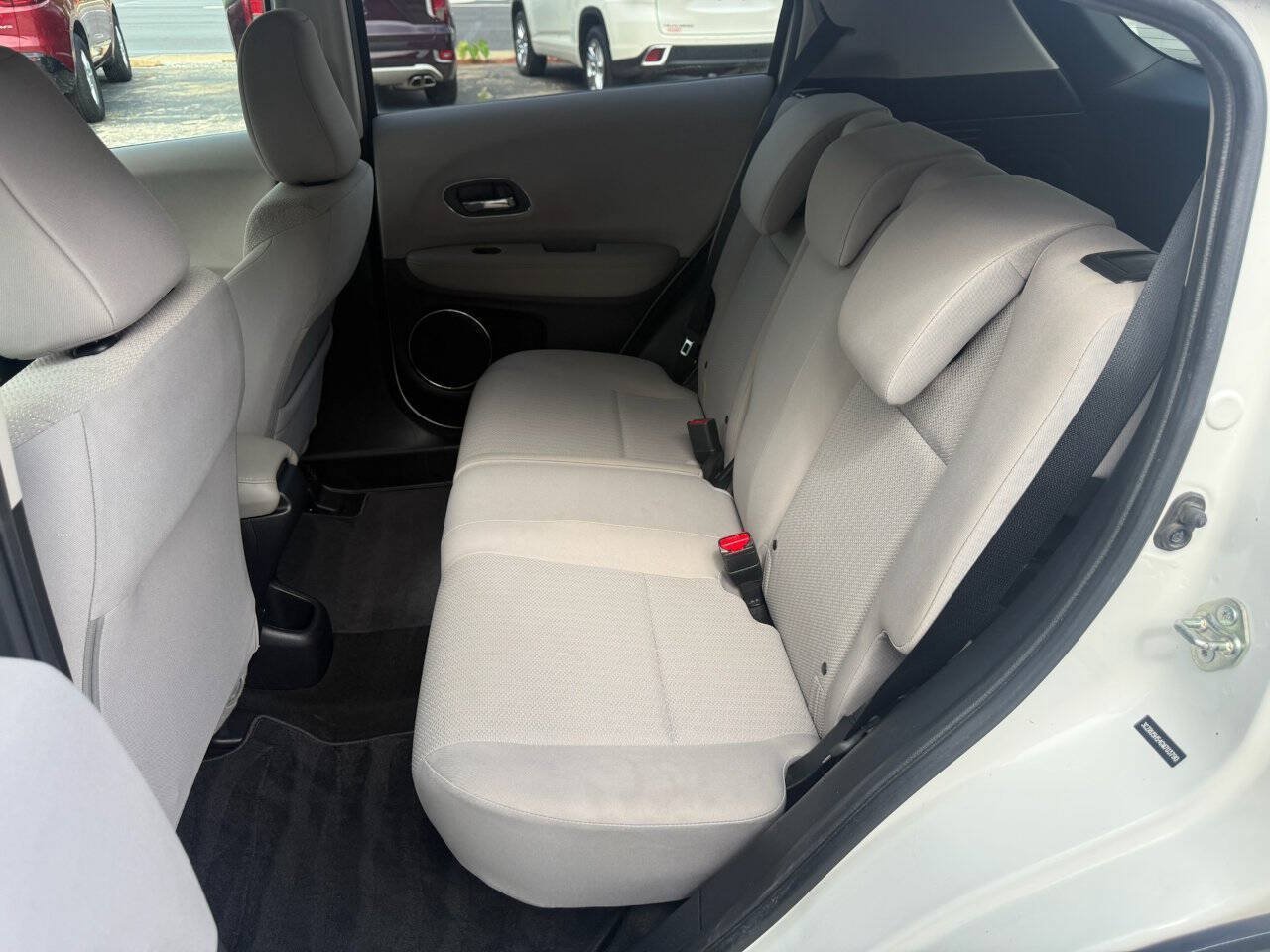 Used 2016 Honda HR-V EX image 15