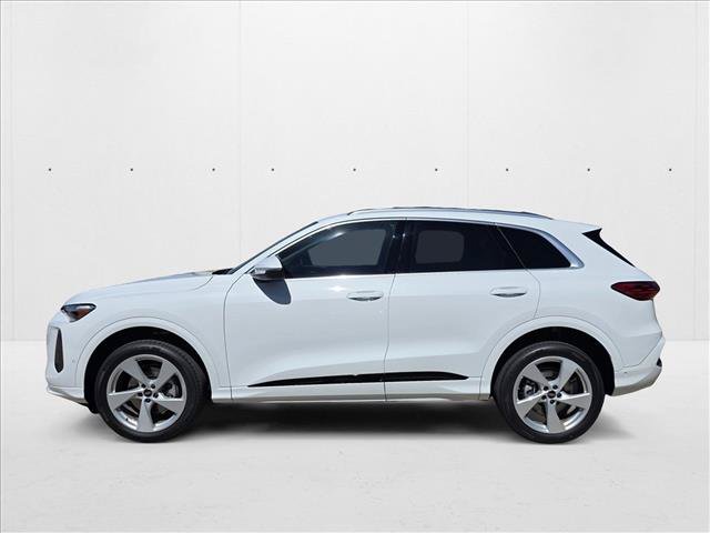 New 2025 Audi Q5 Premium Plus w/ Premium Plus AWD/4WD image 8