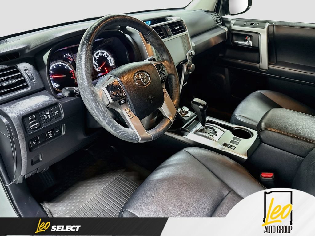 Used 2022 Toyota 4Runner TRD Sport w/ Technology Package AWD/4WD image 12