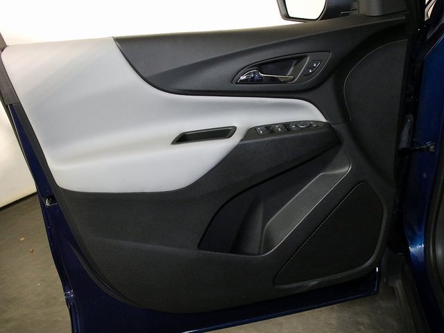 Used 2023 Chevrolet Equinox LS w/ LS Convenience Package image 23