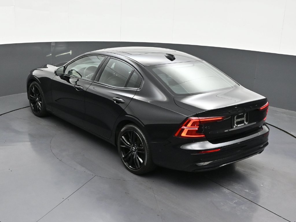 Certified 2024 Volvo S60 B5 Plus FWD image 16