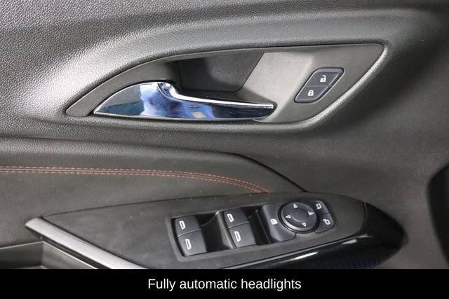 Used 2024 Chevrolet Trax RS w/ Sunroof Package FWD image 20