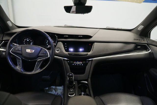 Used 2021 Cadillac XT5 Premium Luxury AWD/4WD image 14