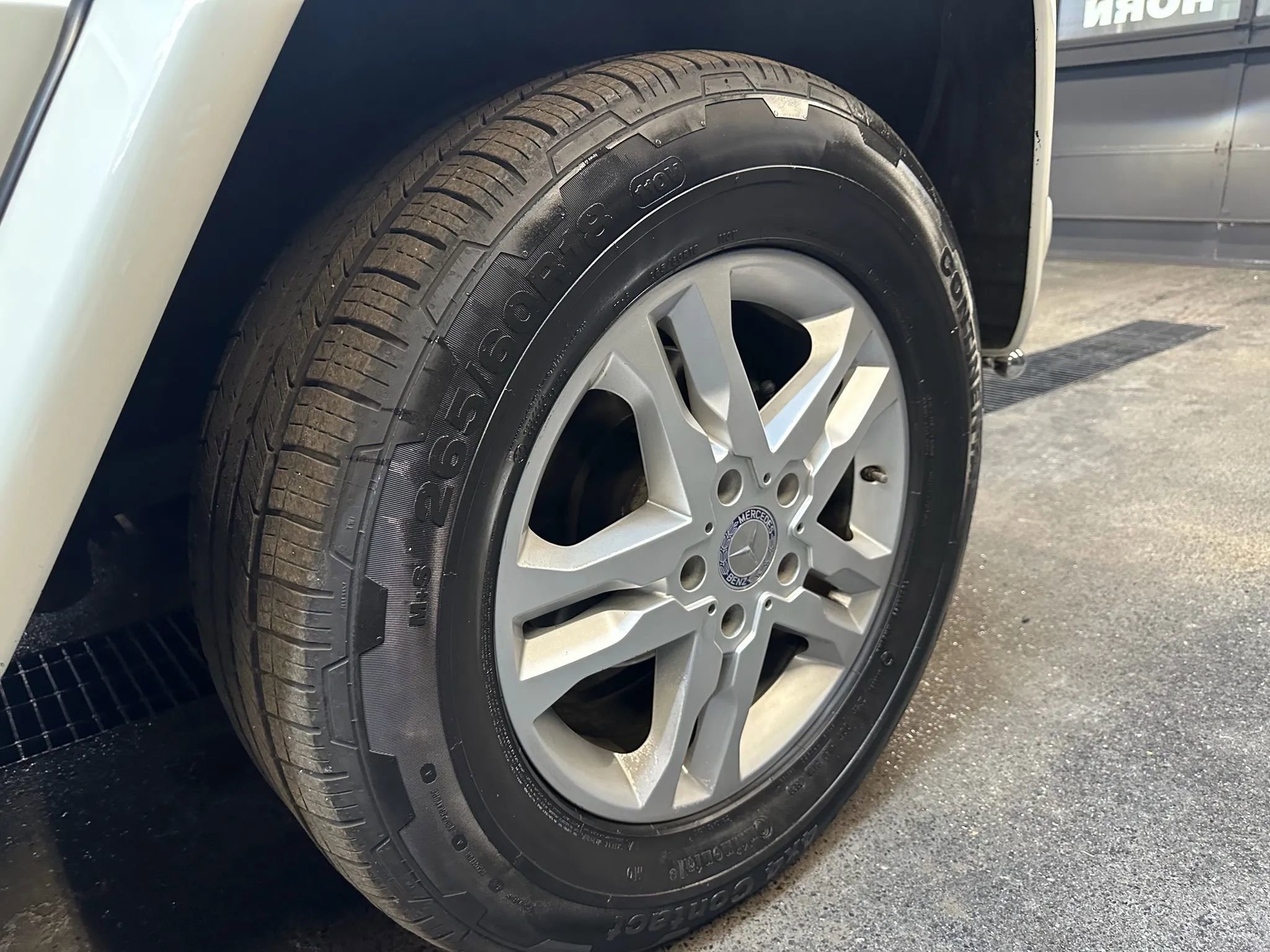 Used 2012 Mercedes-Benz G 550 image 38