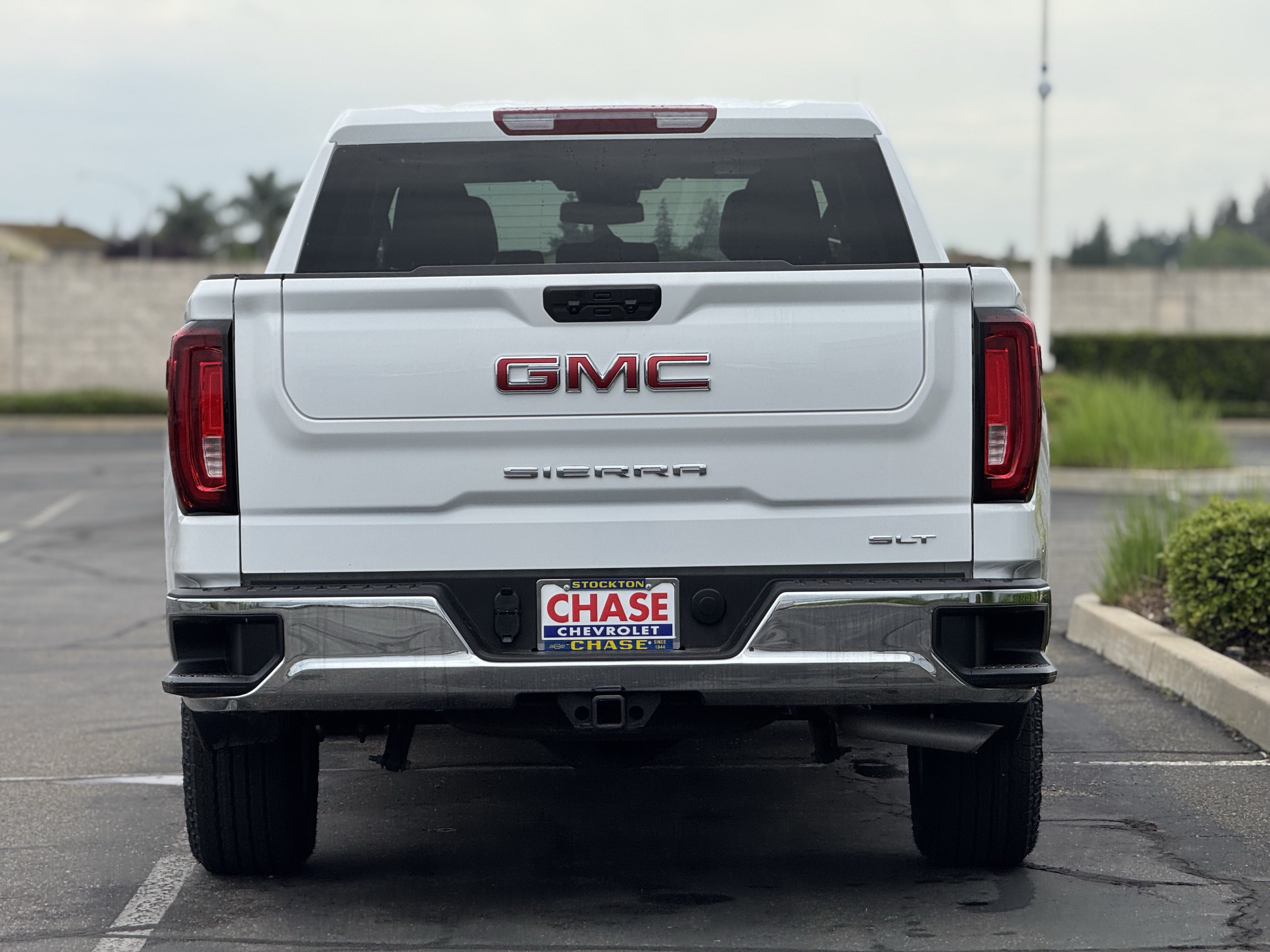 Certified 2025 GMC Sierra 1500 SLT AWD/4WD image 6