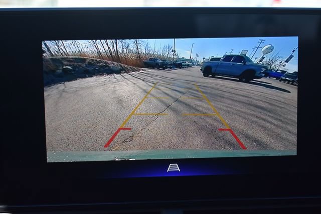 New 2026 Chevrolet Trax LT w/ Sunroof Package image 29