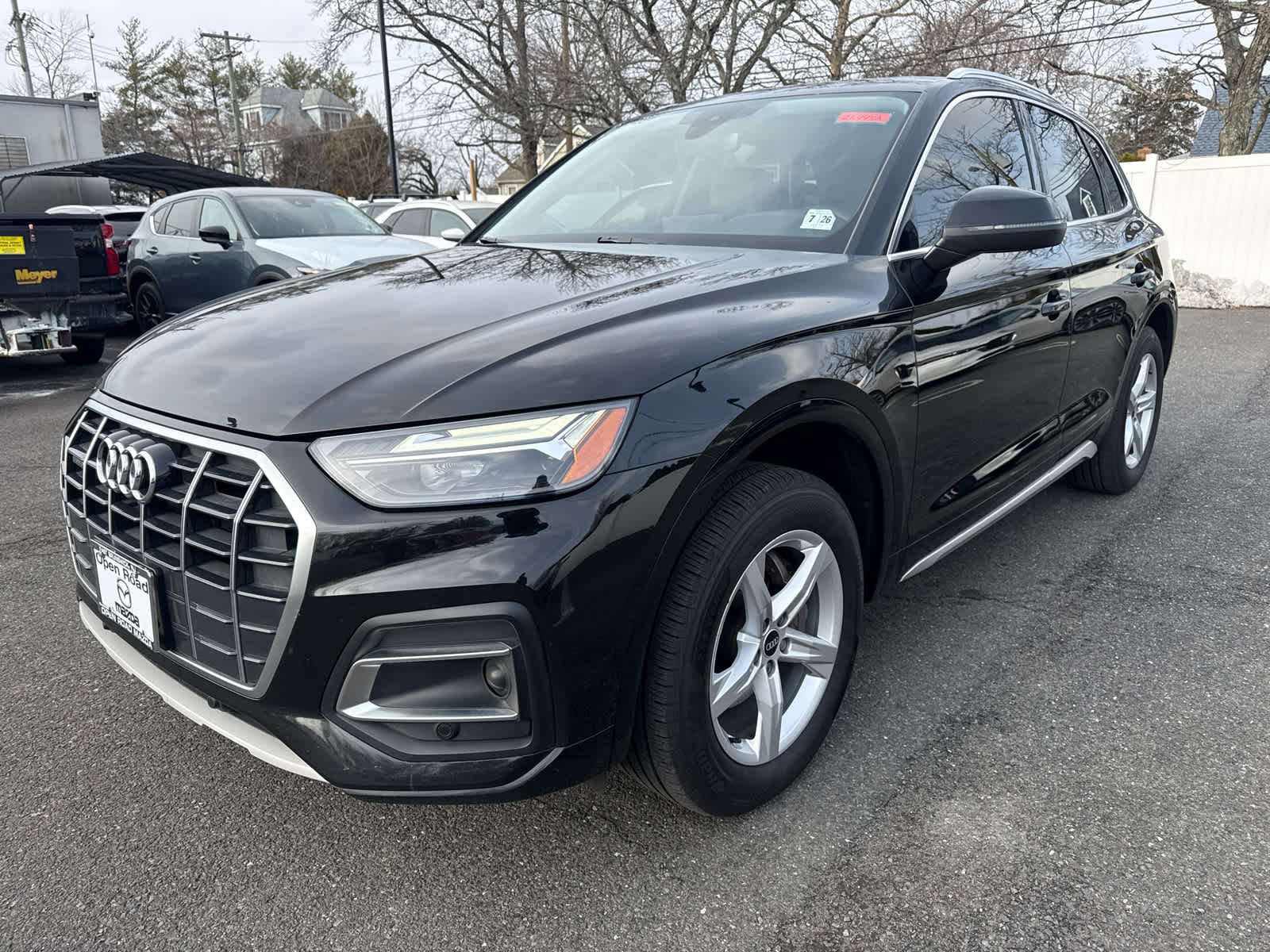 Used 2021 Audi Q5 Premium w/ Convenience Package image 3