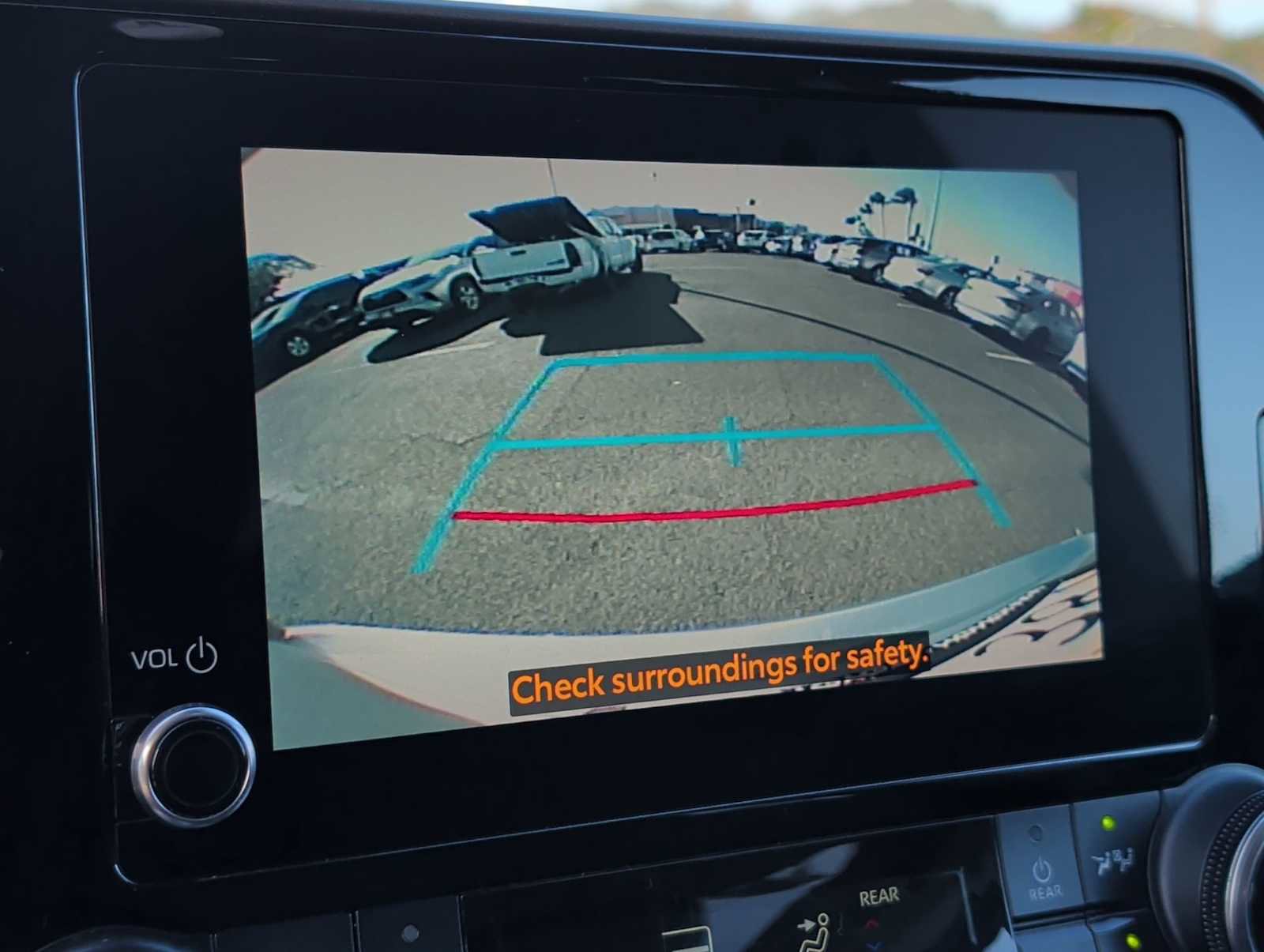 Used 2023 Toyota Highlander L image 22