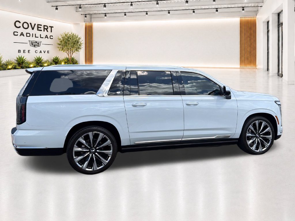 Used 2026 Cadillac Escalade ESV Luxury AWD/4WD image 15