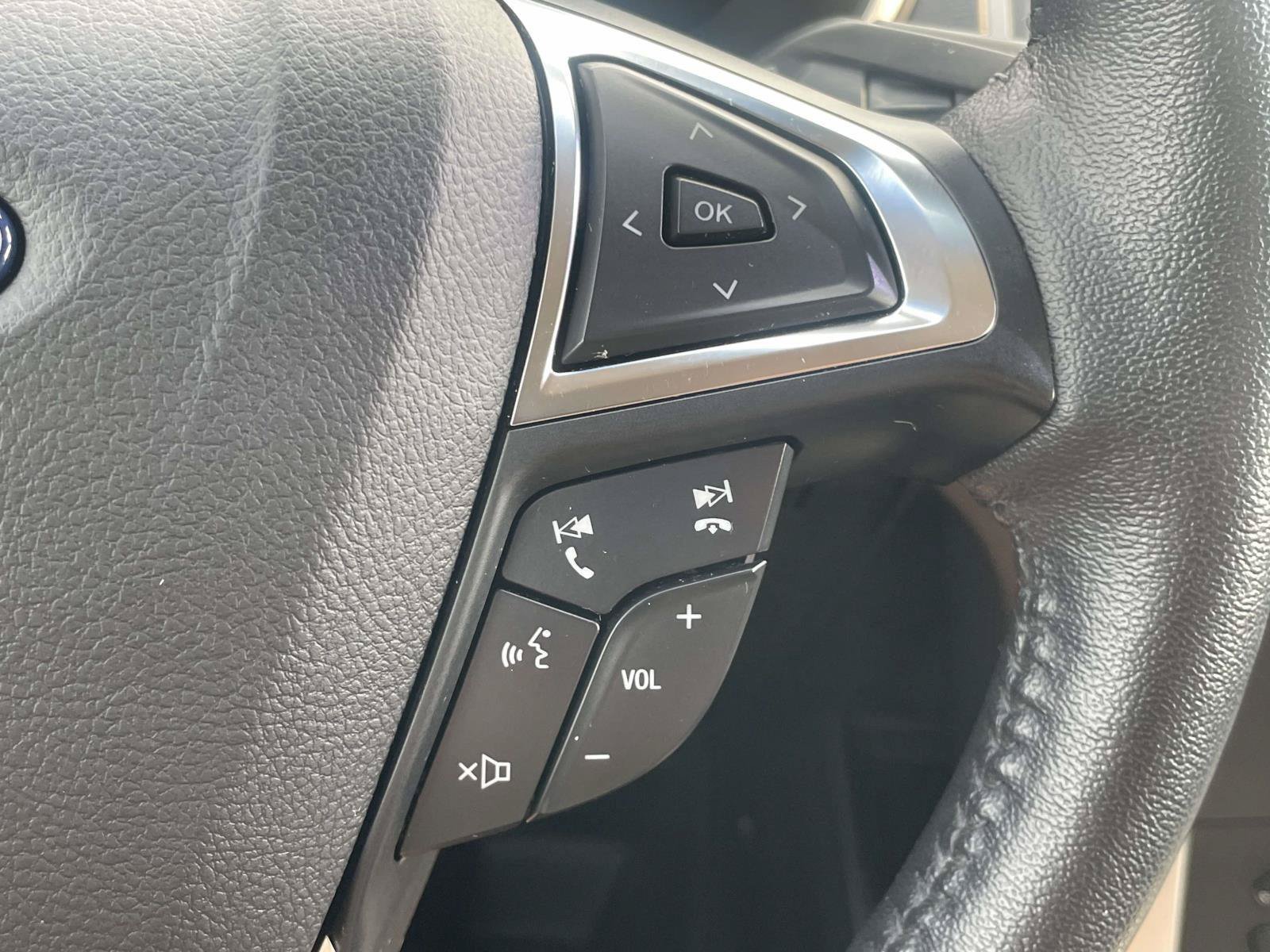 Used 2020 Ford Edge SEL w/ Convenience Package FWD image 22