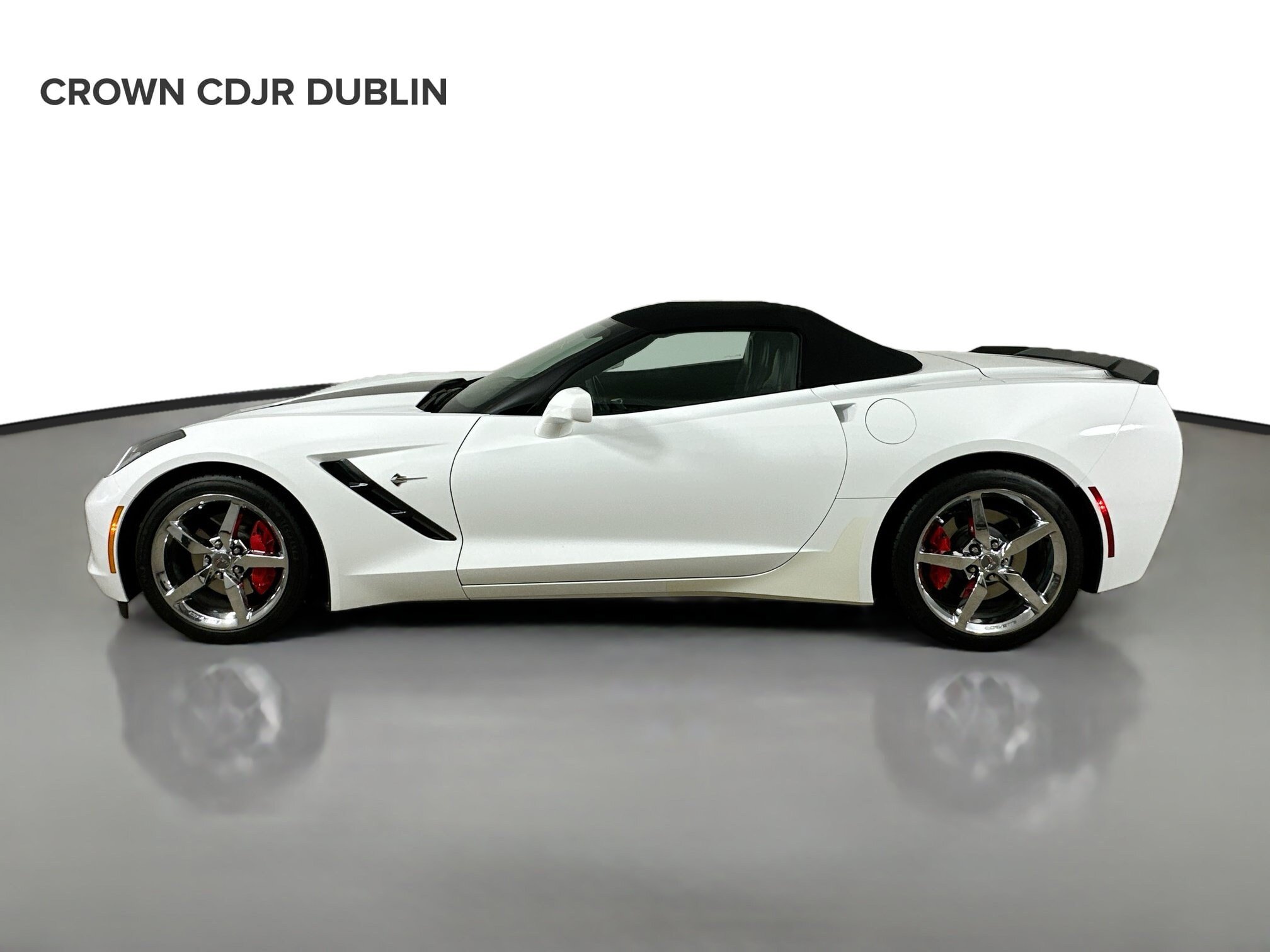 Used 2014 Chevrolet Corvette Stingray Convertible w/ 2LT Preferred Equipment Group RWD image 8