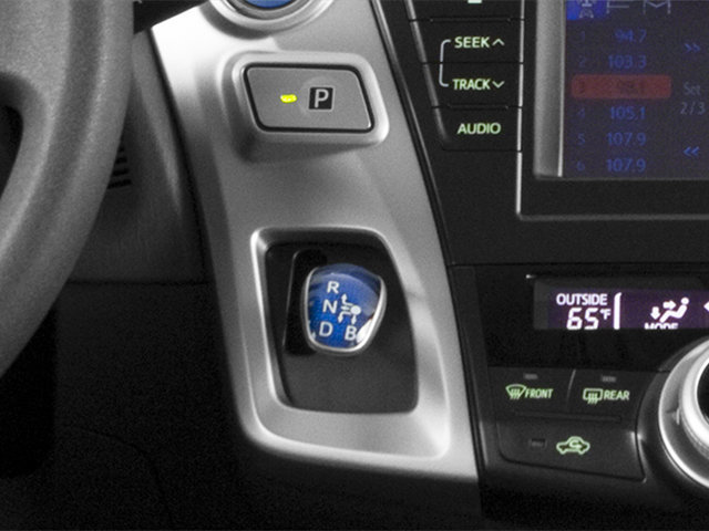 Used 2014 Toyota Prius V Two FWD image 10
