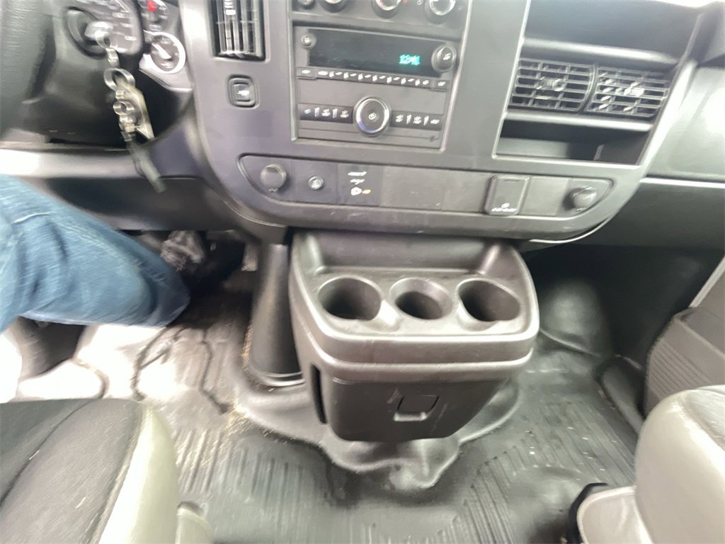 Used 2024 GMC Savana 2500 w/ Driver Convenience Package image 20