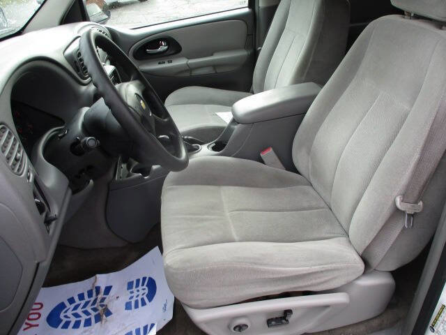 Used 2005 Chevrolet TrailBlazer LS w/ LS Preferred Equipment Group image 15