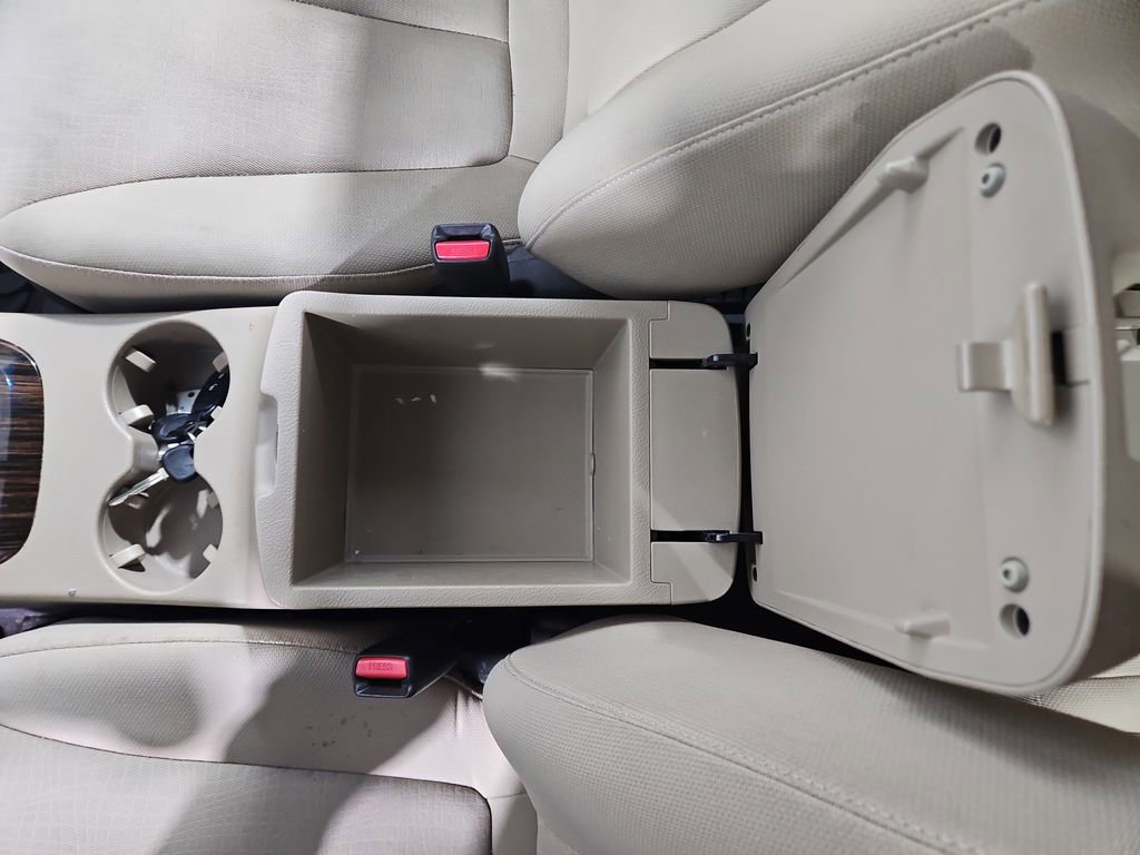 Used 2011 Hyundai Santa Fe GLS image 24