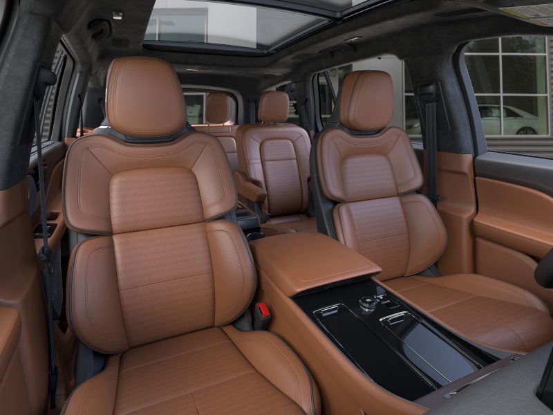 New 2025 Lincoln Aviator Black Label image 16
