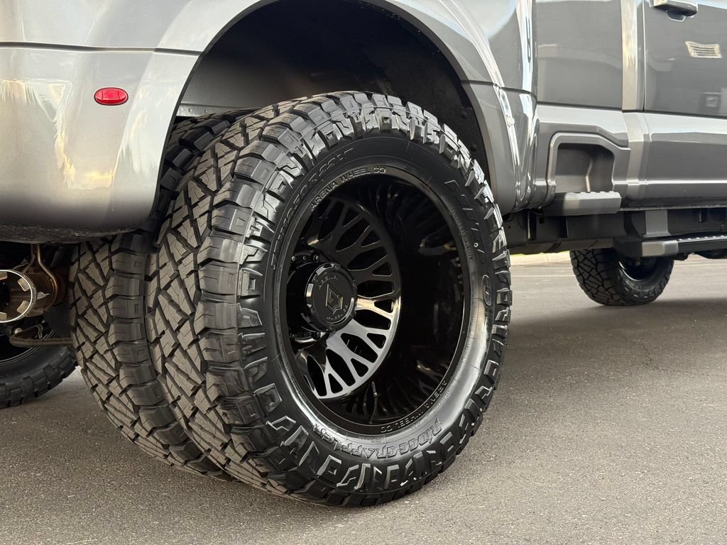 Used 2026 Ford F350 Lariat AWD/4WD image 12