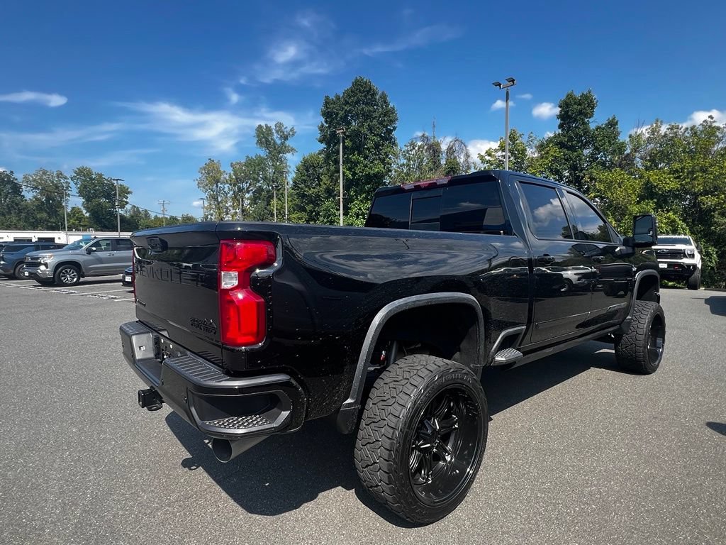 Used 2024 Chevrolet Silverado 2500 High Country w/ High Country Premium Package AWD/4WD image 5