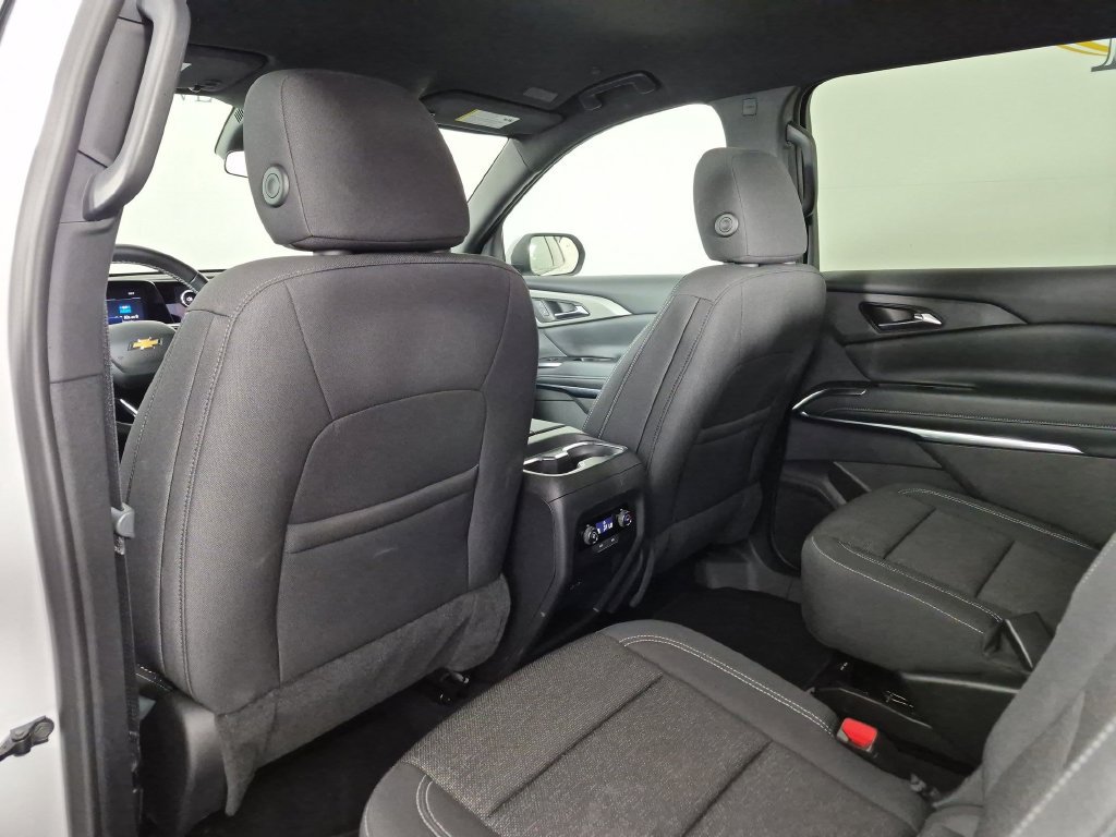 Certified 2026 Chevrolet Traverse LT FWD image 33