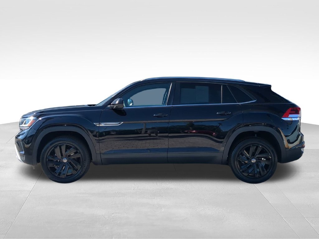 Certified 2022 Volkswagen Atlas Cross Sport SE AWD/4WD image 6