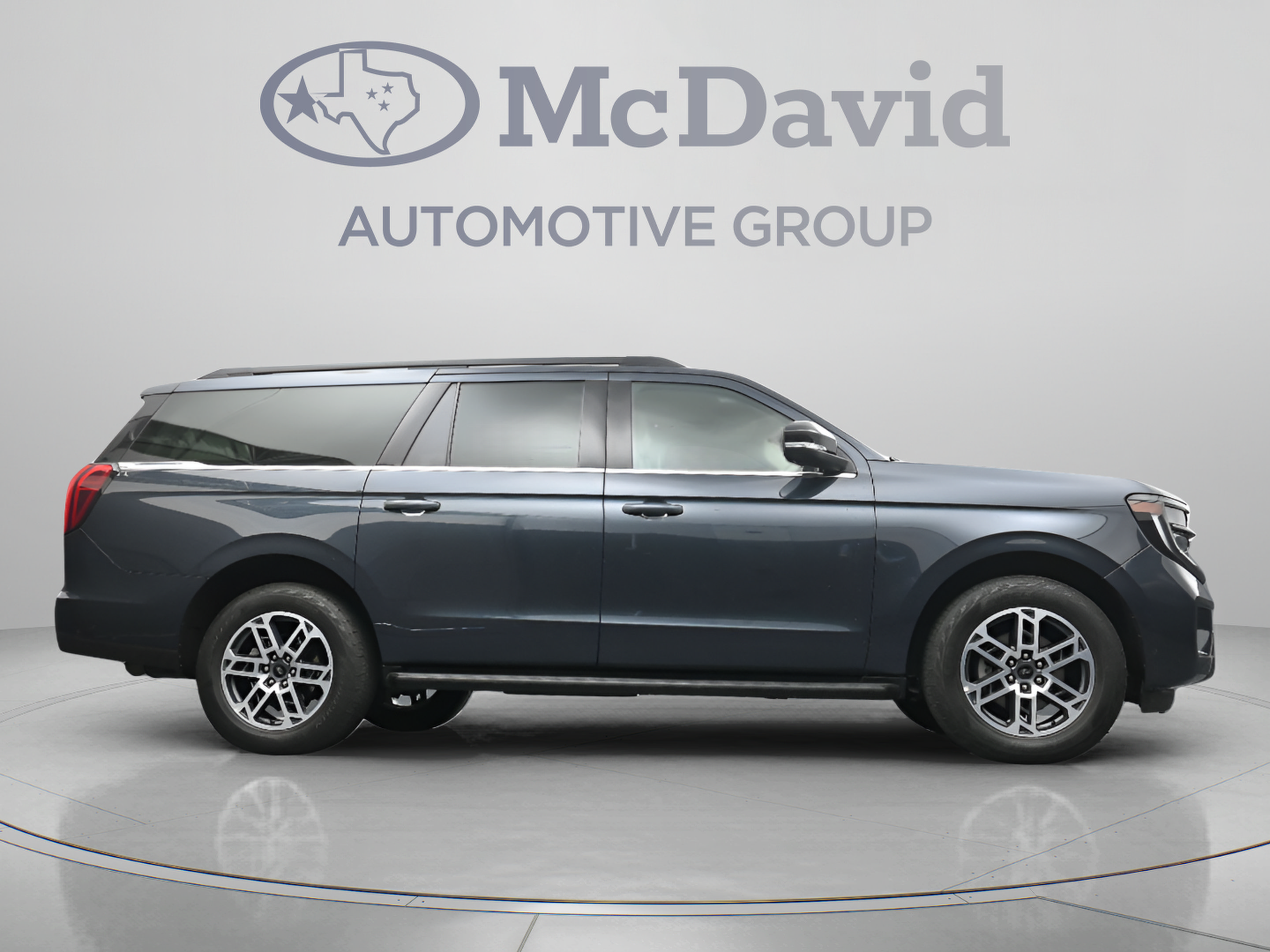 Used 2025 Ford Expedition Max Active AWD/4WD image 33