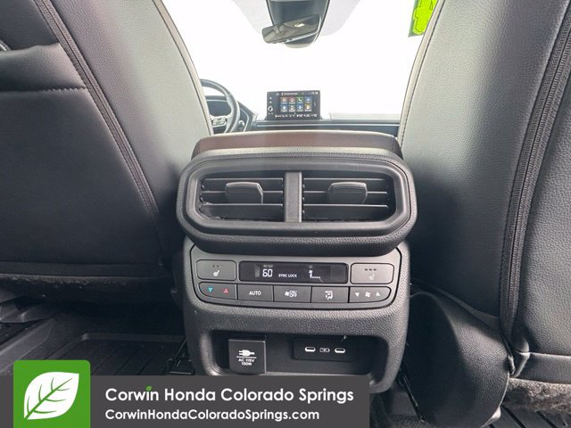 Used 2024 Honda Pilot Elite image 34