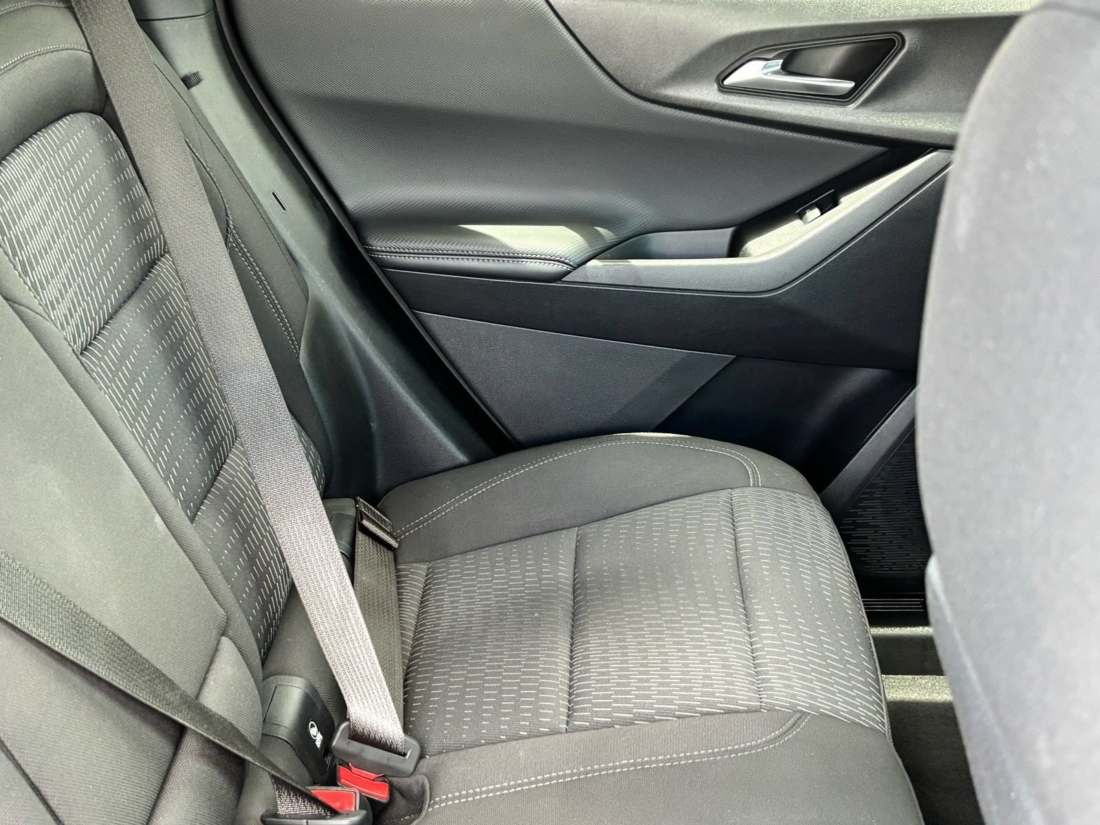 Used 2025 Chevrolet Equinox LT FWD image 11