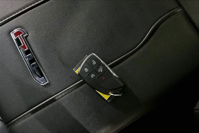 Used 2024 GMC Sierra 2500 AT4 w/ Technology Package image 30