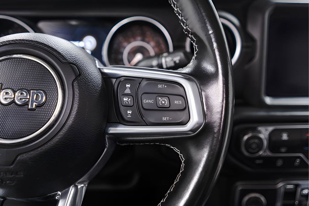 Used 2021 Jeep Gladiator Overland w/ Uconnect 4C Nav & Sound Group image 11