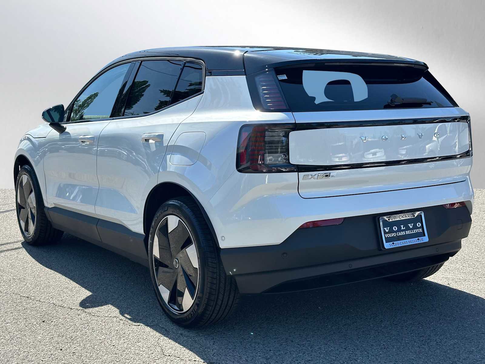 New 2026 Volvo EX30 Ultra w/ Protection Package Premier AWD/4WD image 5