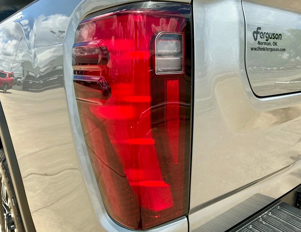 Used 2024 GMC Sierra 2500 Denali Ultimate w/ Max Trailering Package AWD/4WD image 14