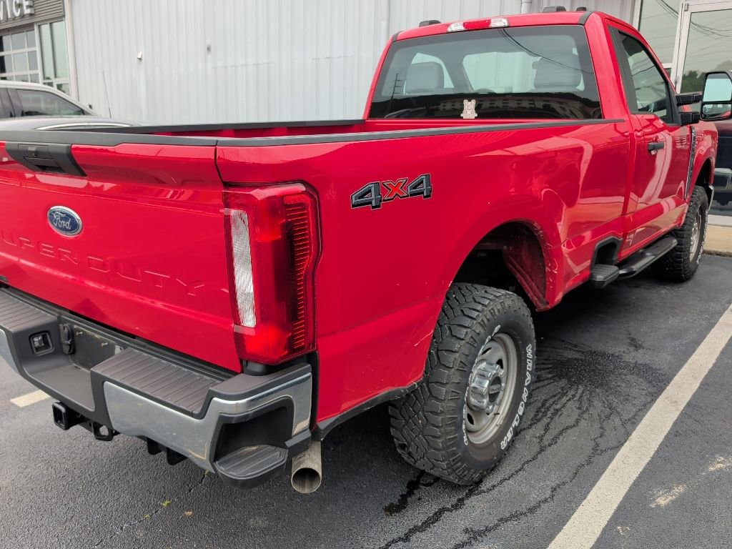 Used 2023 Ford F250 XL w/ XL Off-Road Package AWD/4WD image 4