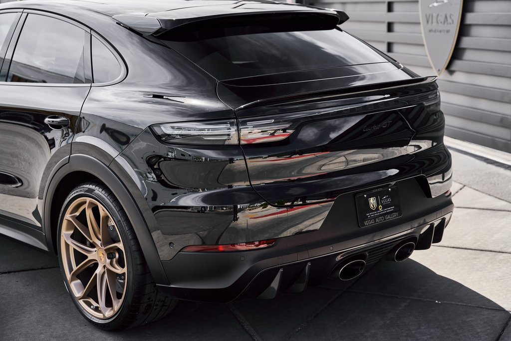 Used 2023 Porsche Cayenne Turbo GT image 11