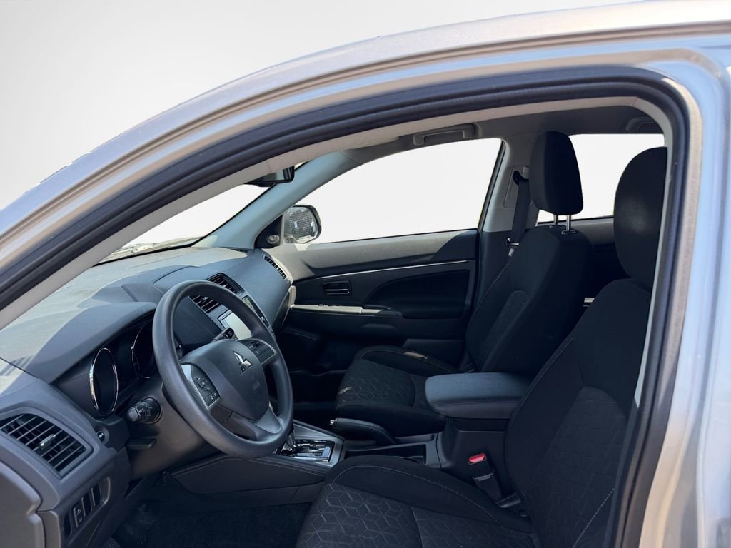 Used 2021 Mitsubishi Outlander Sport ES image 12