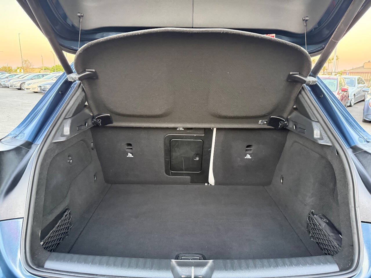 Used 2019 Mercedes-Benz GLA 250 4MATIC image 14