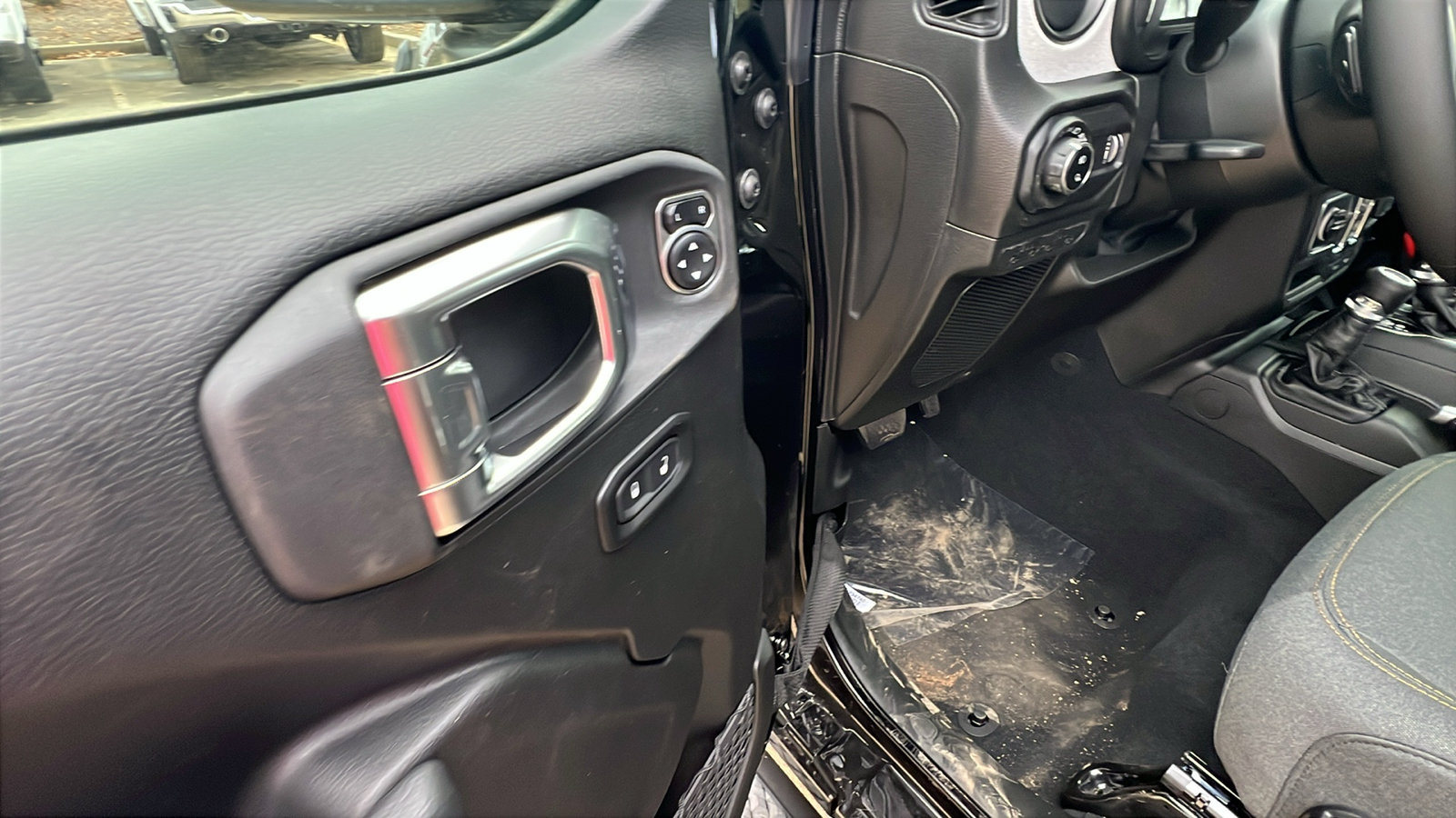 New 2026 Jeep Gladiator Sport AWD/4WD image 15