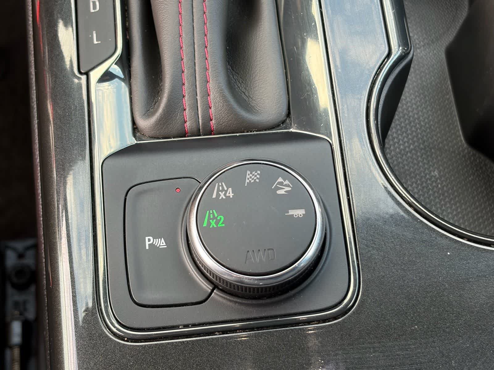 Used 2019 Chevrolet Blazer RS AWD/4WD image 25