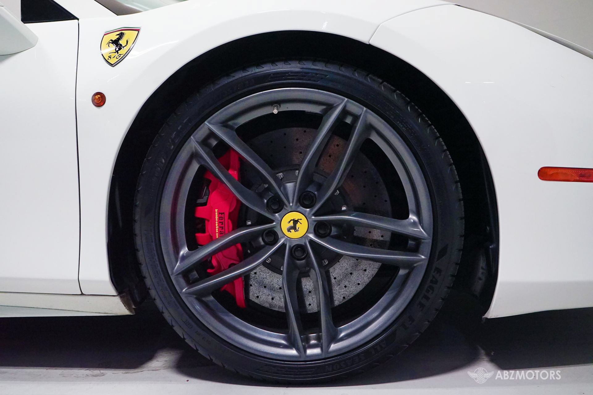 Used 2019 Ferrari 488 Spider RWD image 25