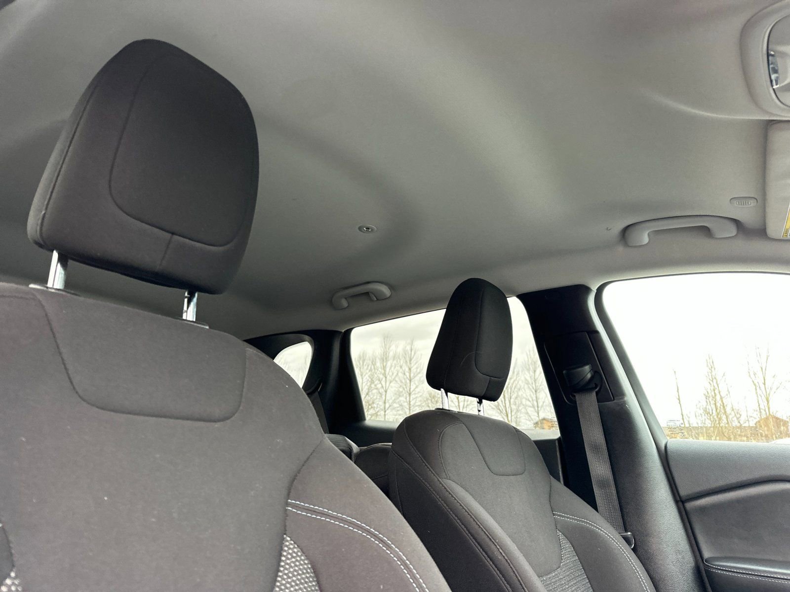 Used 2020 Jeep Cherokee Latitude image 17