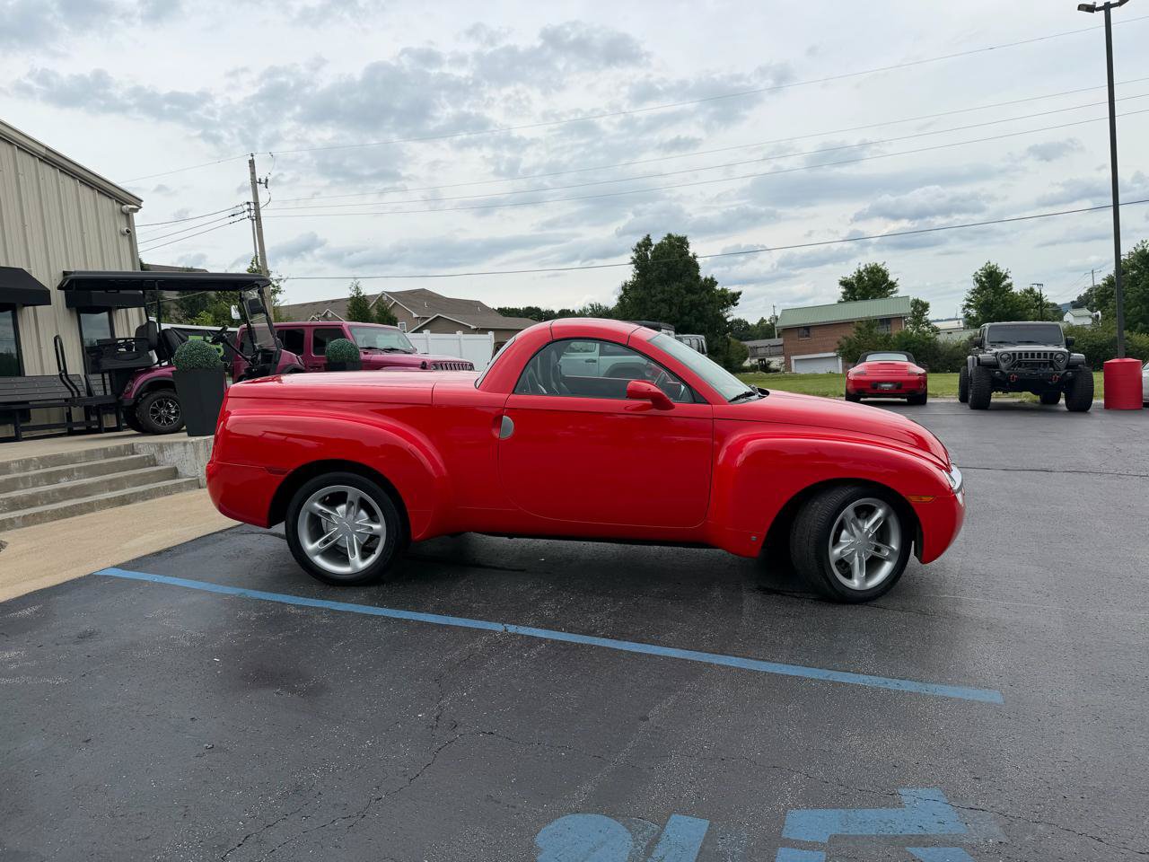 Used 2006 Chevrolet SSR RWD image 2