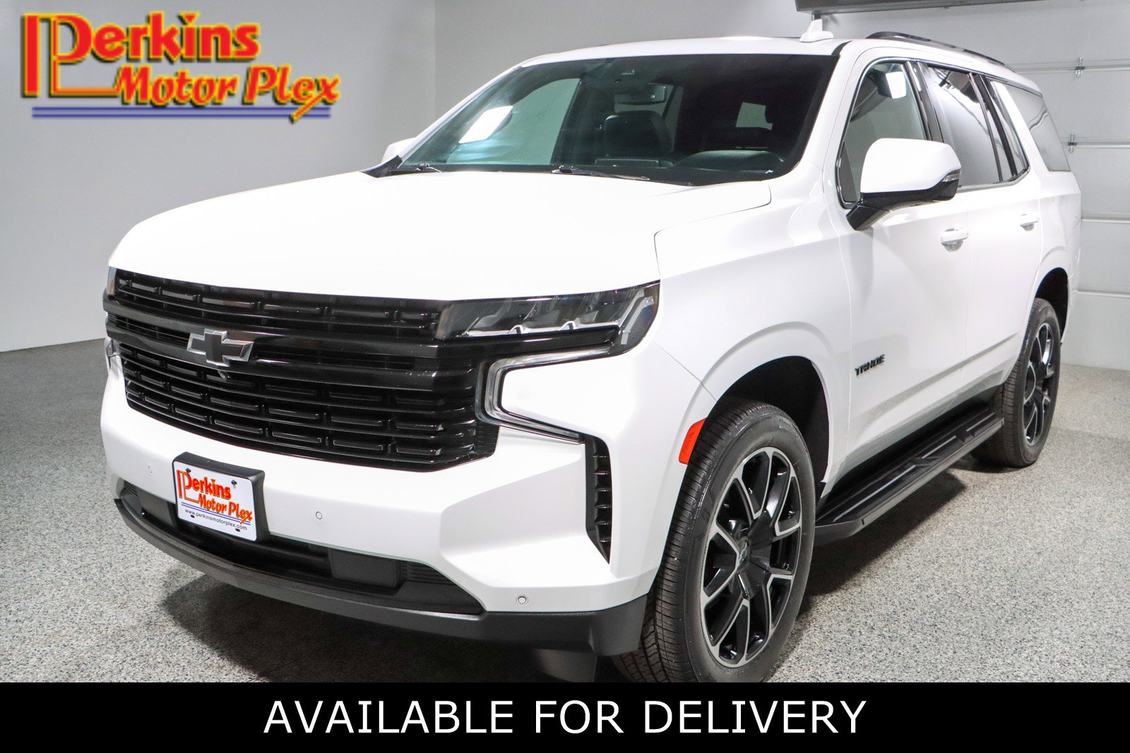 Used 2024 Chevrolet Tahoe RST w/ Luxury Package image 1