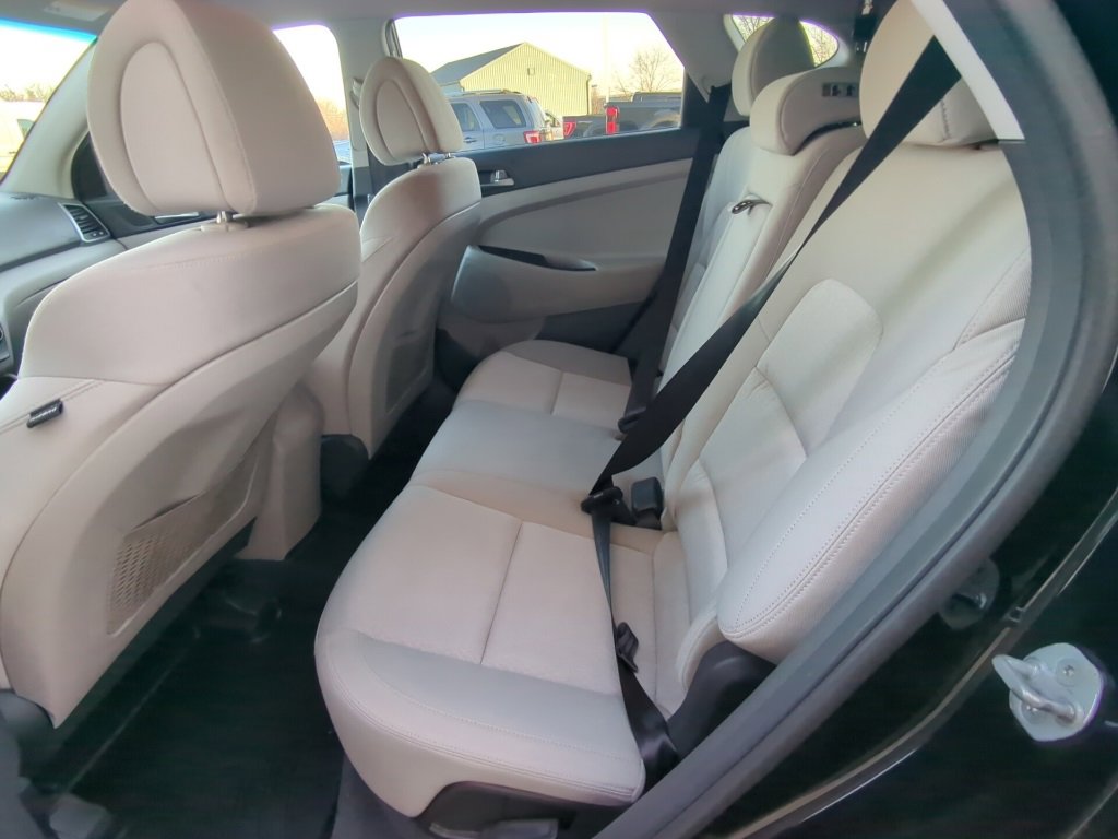 Used 2016 Hyundai Tucson SE w/ Option Group 02 image 13